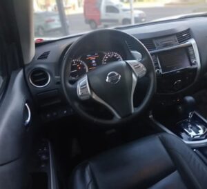NISSAN FRONTIER LE 4X4 AT 2021