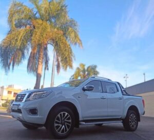 NISSAN FRONTIER LE 4X4 AT 2021