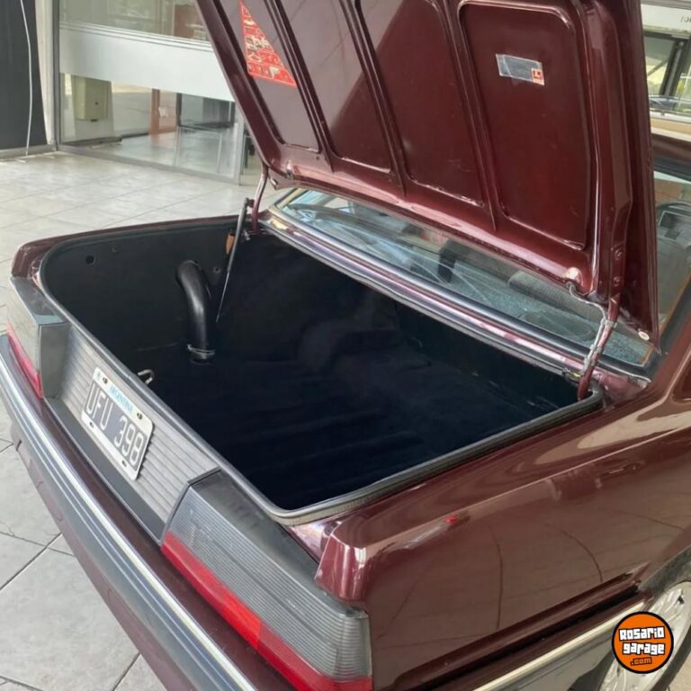 AUTO DE COLECCIÓN PEUGEOT 505 SR MOD 93