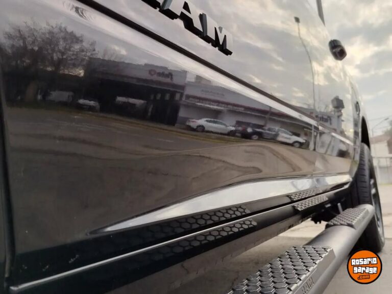 DODGE RAM 1500 LARAMIE 2024